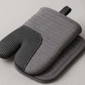Compact Foldable Heat Resistant Oven Glove